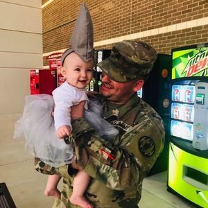 Meet your Posher, Eddie